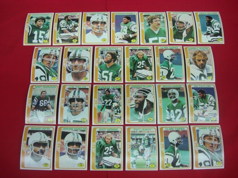 Vintage 1978 Topps New York Jets Football Cards (25 Card Lot)