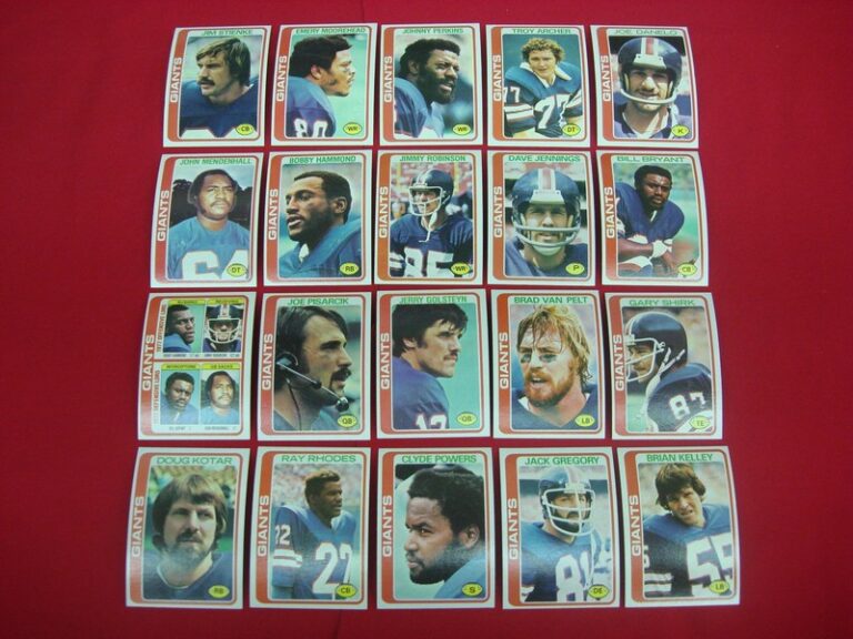 Vintage 1978 Topps New York Giants Football Card Lot