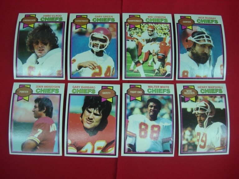 1979 Topps Kansas City Chiefs Football Card Lot (8 Cards, EX-MT+)