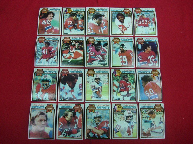 Vintage 1979 Topps New England Patriots football card lot