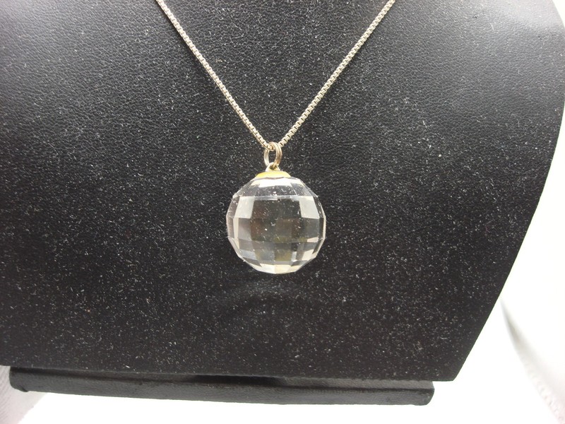 Vintage faceted rock crystal quartz pendant necklace in sterling silver (925 Italy)