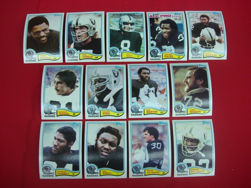 Vintage 1982 Topps Oakland Raiders Football Card Lot