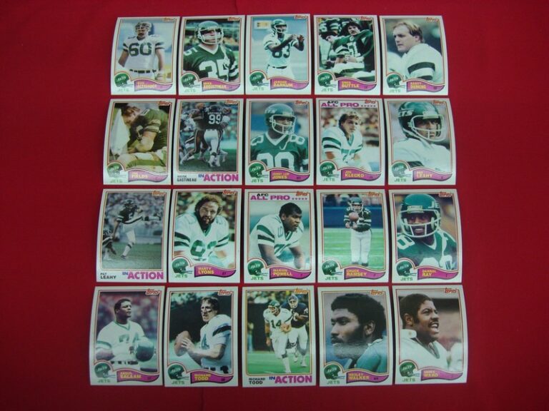Vintage 1982 Topps New York Jets Football Card Lot (20 cards, EX-MT+ condition)