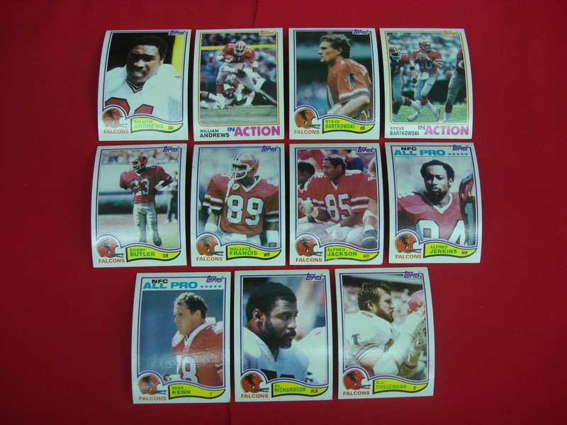 Vintage 1982 Topps Atlanta Falcons football card lot