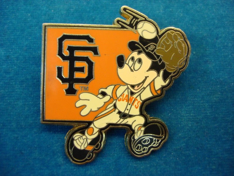 2008 Disney/MLB San Francisco Giants Mickey Mouse Enamel Pin