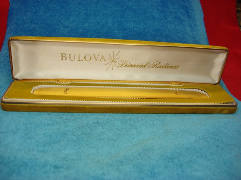 Vintage Bulova diamond watch box, gold velvet clamshell case, excellent display