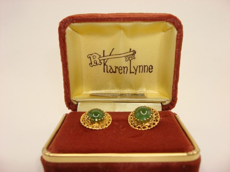Vintage Karen Lynne jade vermeil sterling silver earrings in original box