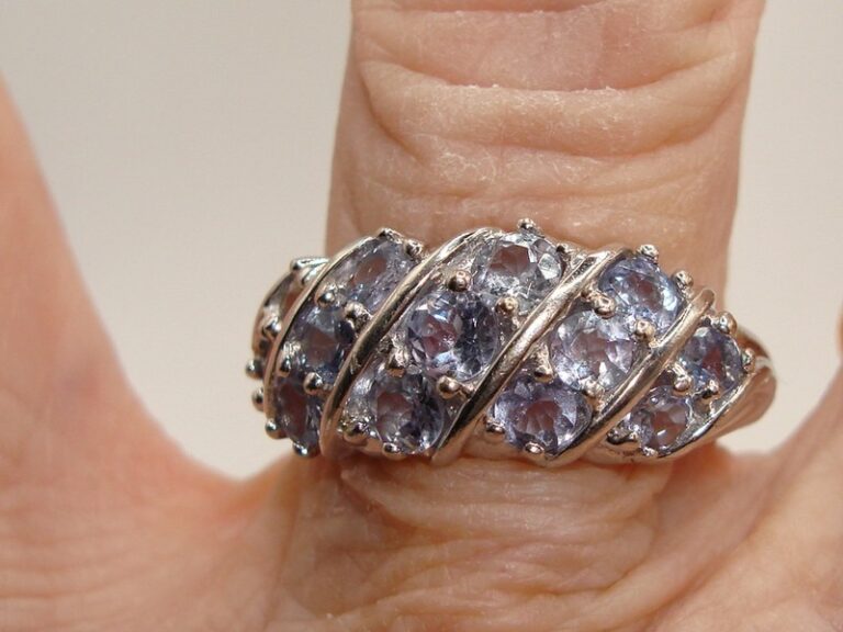 14K white gold Tanzanite ring with blue gemstones, size 8