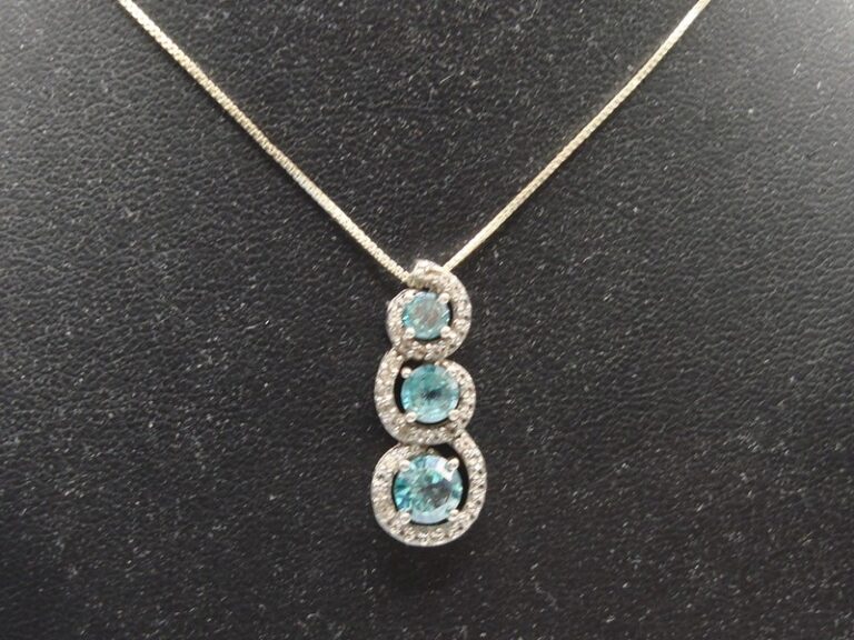 KAY Jewelers Sterling Silver Blue Topaz Pendant Necklace (1.25 CTW)