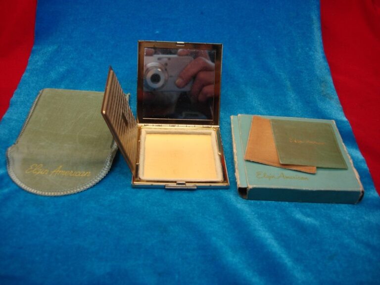 Vintage Elgin American Powder Compact (1940s-50s) - Gold Tone & Silver Detail