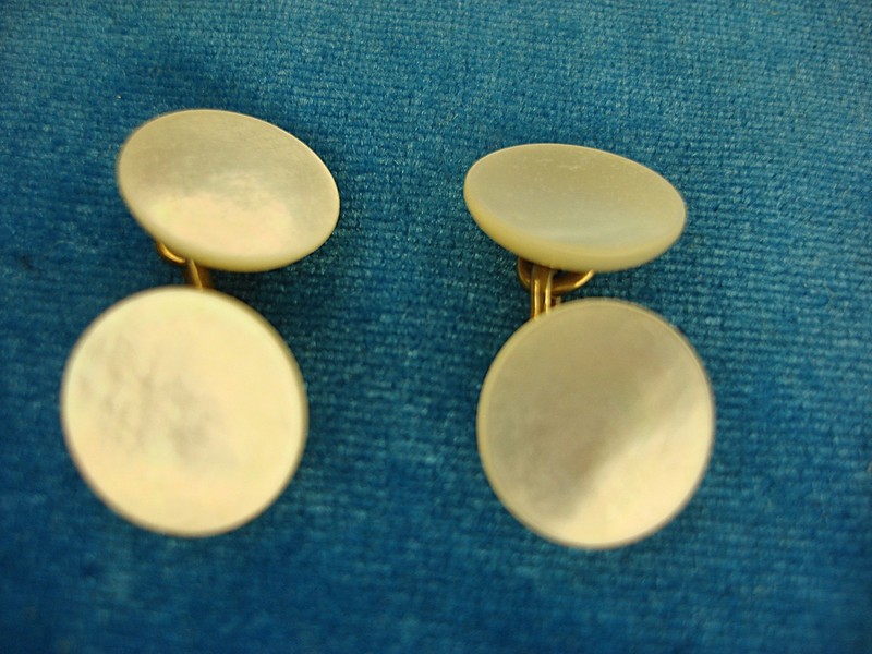 Vintage Krementz Mother of Pearl Gold-Filled Cufflinks