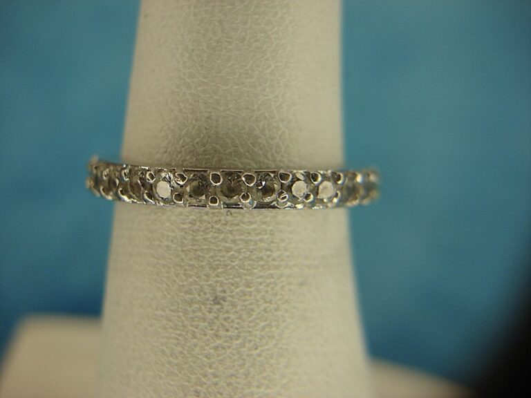 Vintage sterling silver diamond simulant band ring, size 6