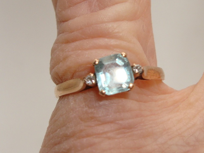 Vintage 10K gold aqua and diamond ring, size 6, 1/3 carat