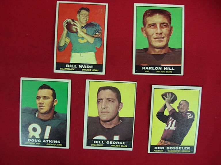 Vintage 1961 Topps Football Card Lot of 5 - Graded, Extra Sharp Condition