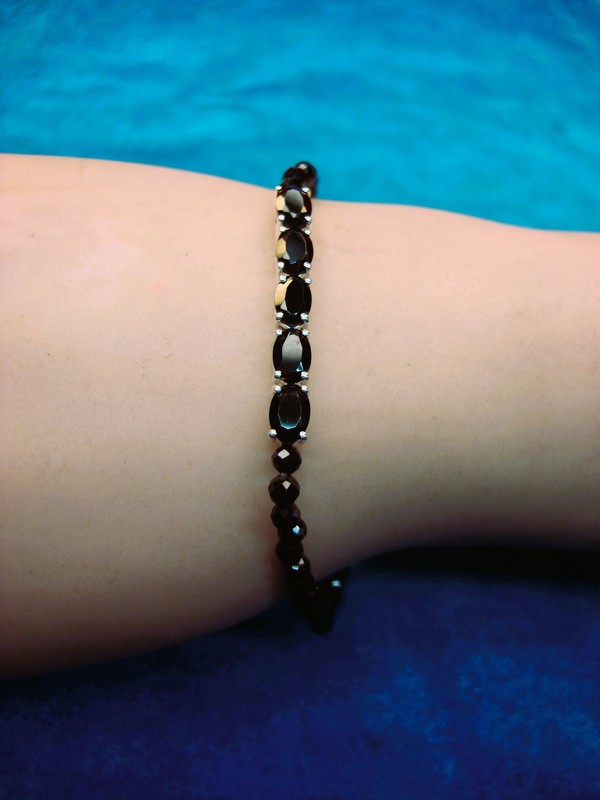 Sterling Silver Black Spinel Bracelet - Oval & Bead Design