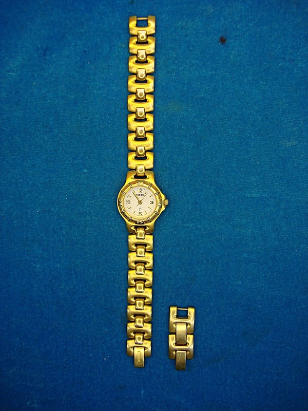 Fossil ES-9193 Ladies Quartz Gold Tone Watch