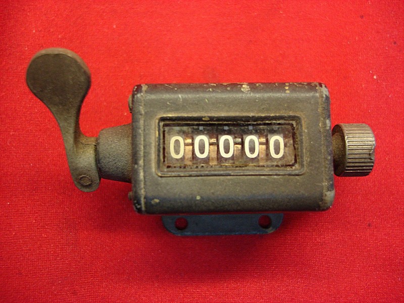 Vintage brass 5-digit mechanical counter, functional and manual operation