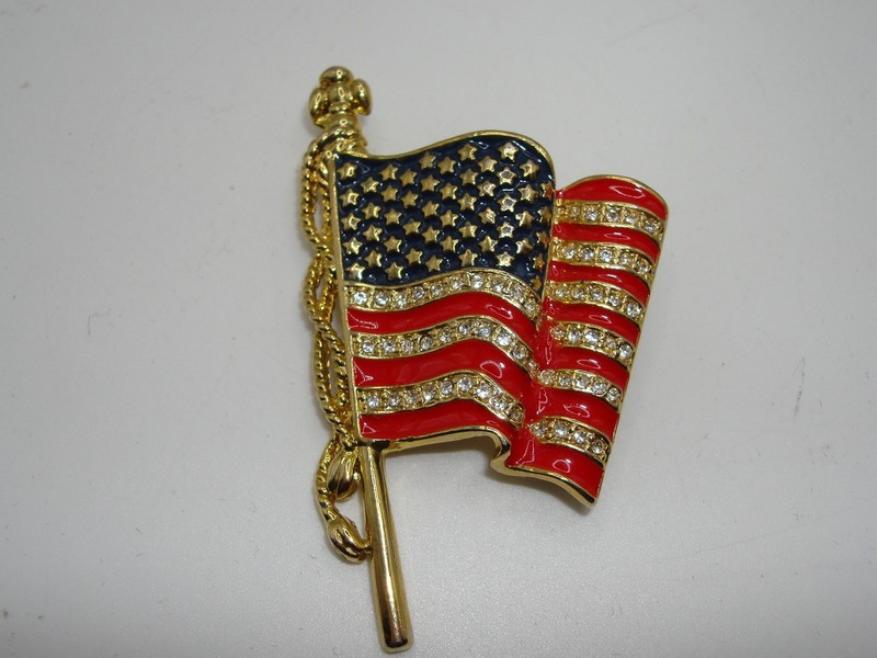 Vintage Monet 2001 American Flag Brooch