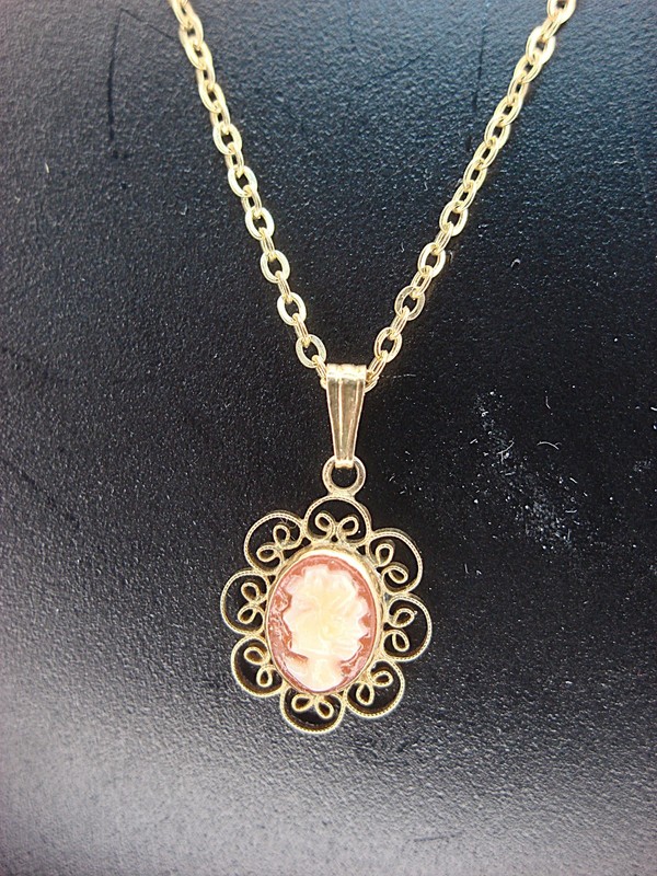 14K Gold Filled Carla Cameo Pendant Necklace