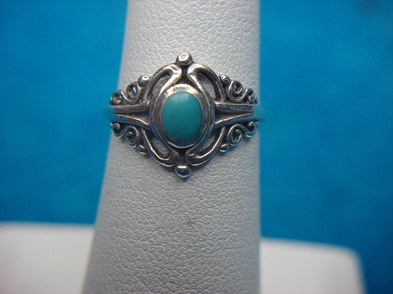 Turquoise Sterling Silver Ring, Size 5.5, Fancy Setting