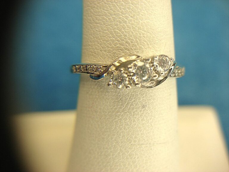 Sterling silver ring with simulated diamonds