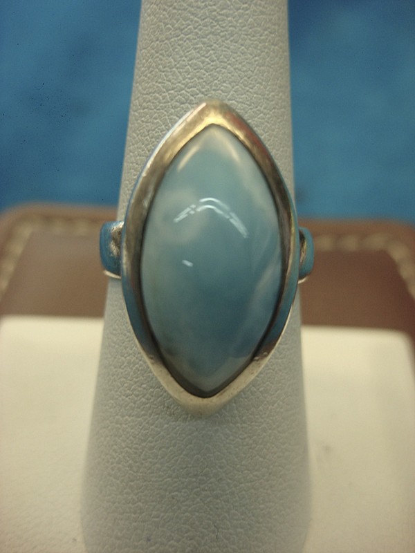 Sterling silver ring with a larimar stone, size 7 1/2