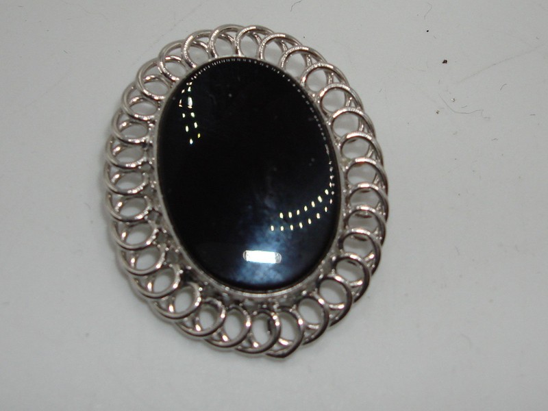 Vintage Burt Cassell 12K gold-filled sterling silver onyx filigree pin