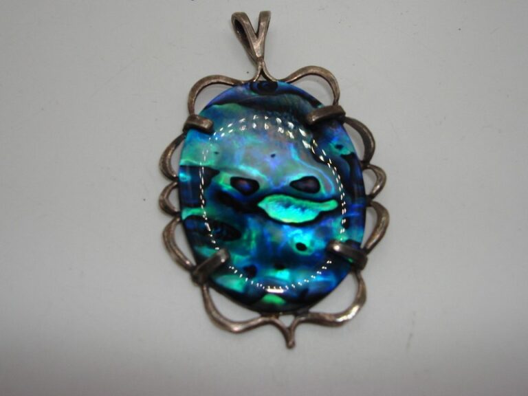Vintage iridescent abalone shell pendant with bird inlay