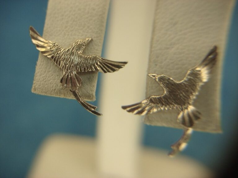 Sterling silver swallow stud earrings, pre-owned in excellent condition