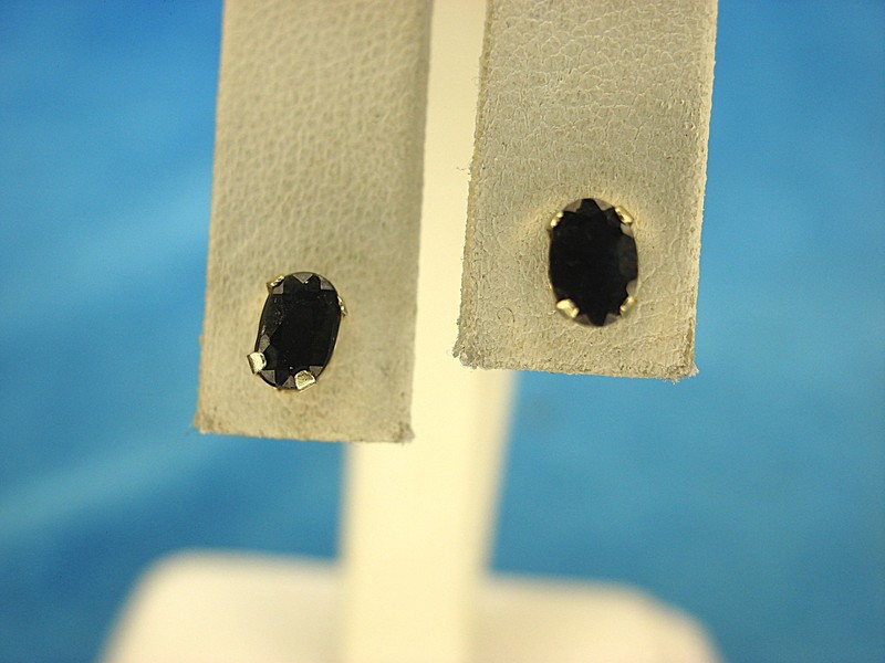 14K Yellow Gold Blue Sapphire Stud Earrings (1ctw) - Pre-Owned