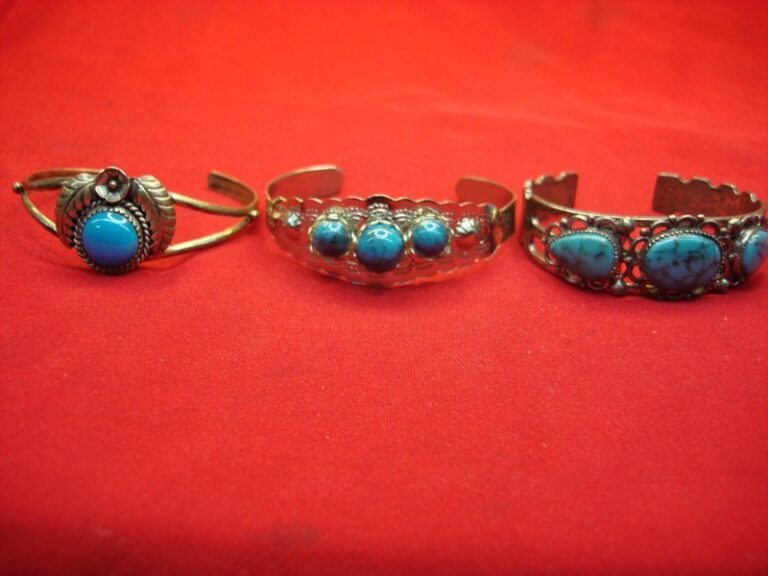 Vintage Southwestern Style Bracelet Set - Size 6, 6.5 & 6