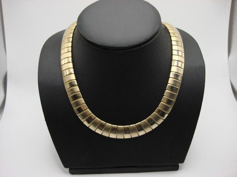 Vintage 1980s Egyptian Revival Gold-Tone Choker Necklace