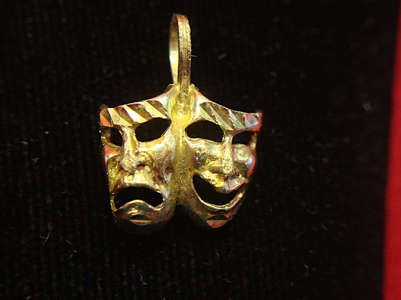 14K yellow gold thespian pendant with diamond cut accents