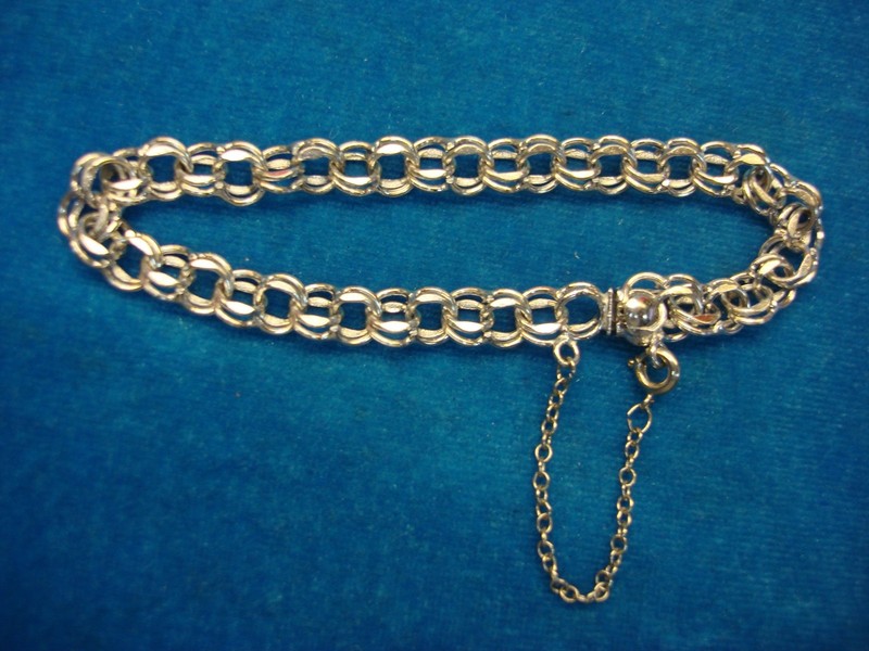 Vintage sterling silver charm bracelet, no charms