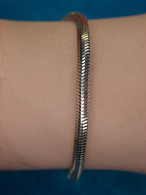 Sterling silver snake bracelet, 7 inches