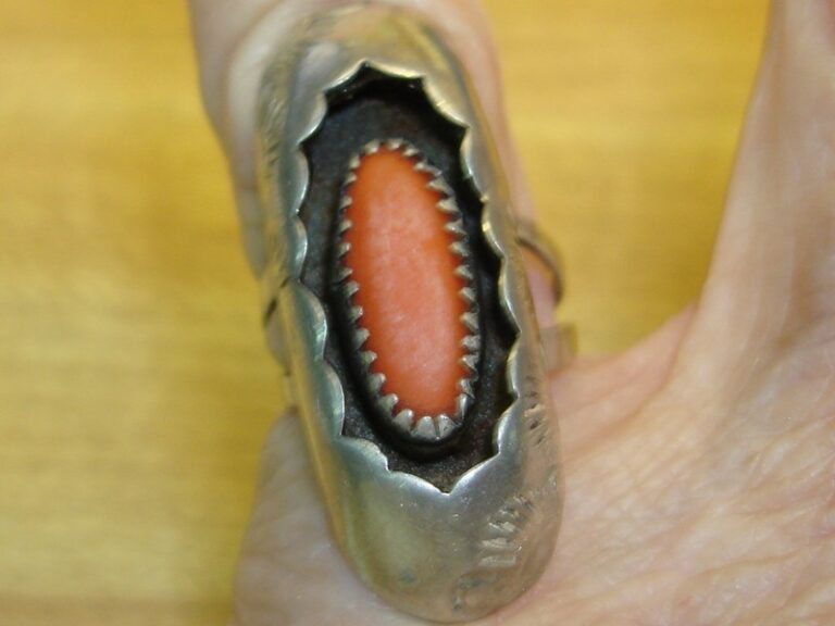 Vintage Navajo Sterling Silver Shadow Box Coral Ring, Size 4.5