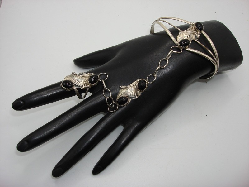 Vintage 1960s Navajo Sterling Silver & Onyx Bracelet & Ring Set