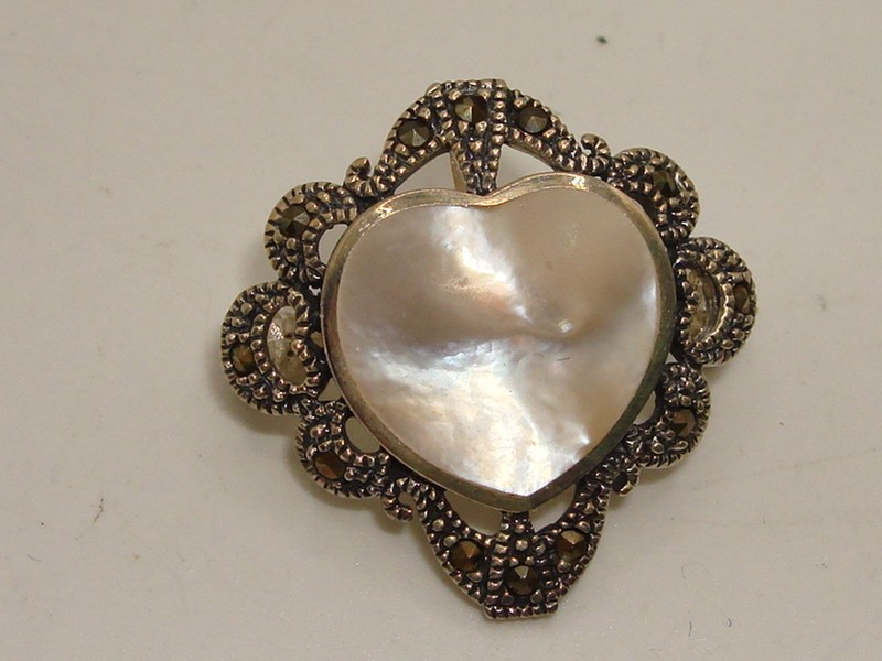 Vintage JoiElle sterling silver marcasite and MOP heart pin/pendant, excellent condition