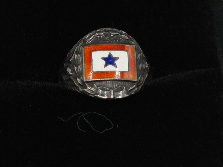 Vintage WWI sterling silver son in service ring, size 4 (USA)