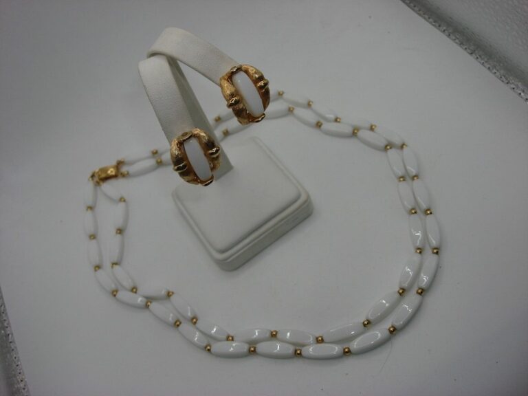 Vintage Napier white milk glass necklace and earrings set in gold tone, mint condition