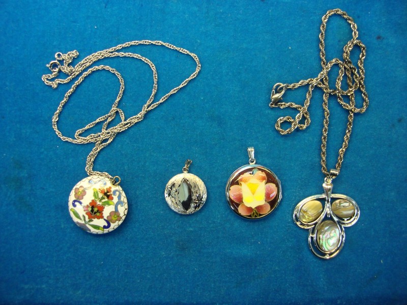 Vintage estate necklace and pendant lot of four
