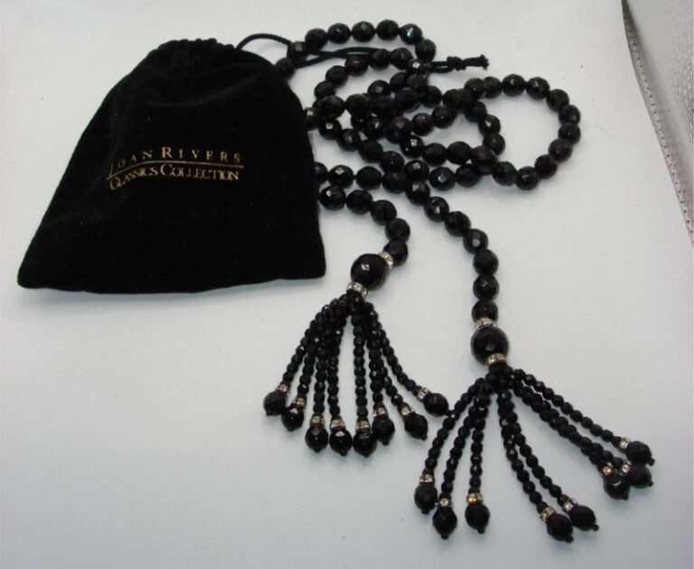 Vintage Joan Rivers Black Czech Glass Lariat Necklace