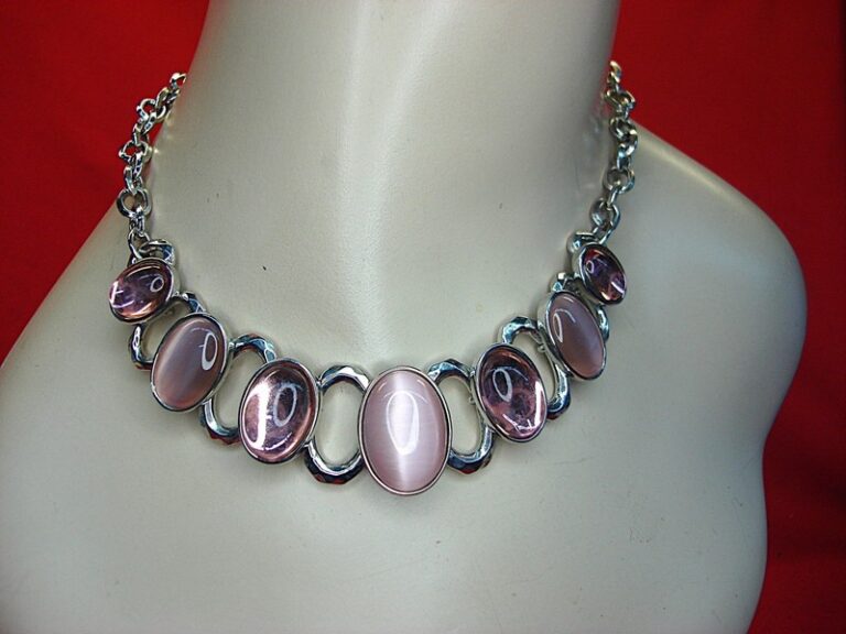 Vintage Trifari pink stone necklace with silver tone, adjustable 15-17 inches