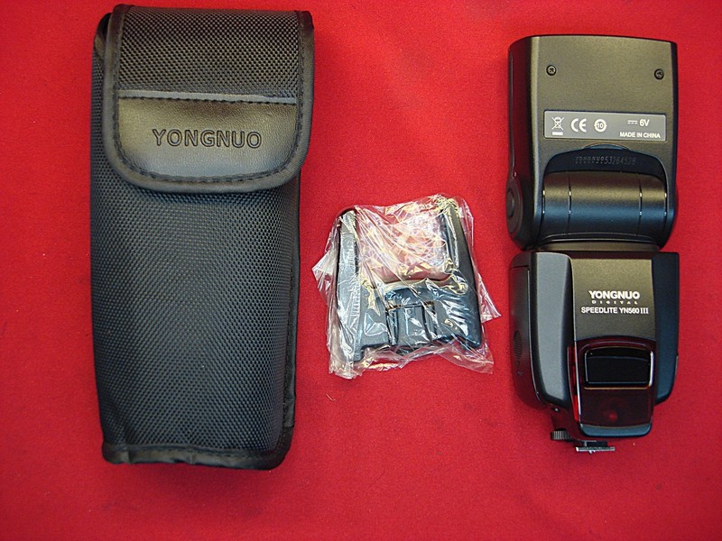 Yongnuo YN560 III Speedlite Flash in excellent condition, ready to use.
