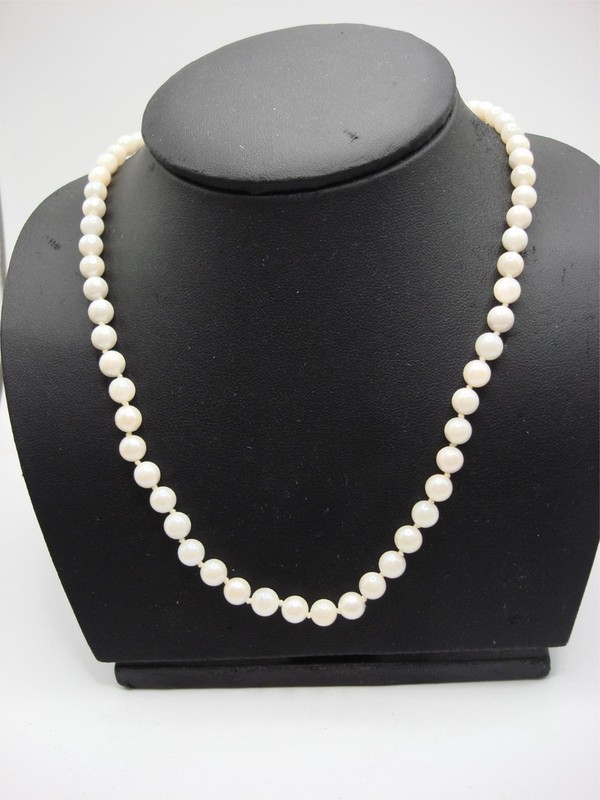 14K Gold Freshwater Pearl Necklace