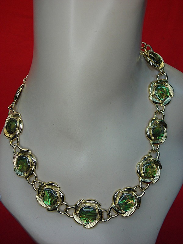 Vintage gold-tone abalone leaf necklace, 20 inches