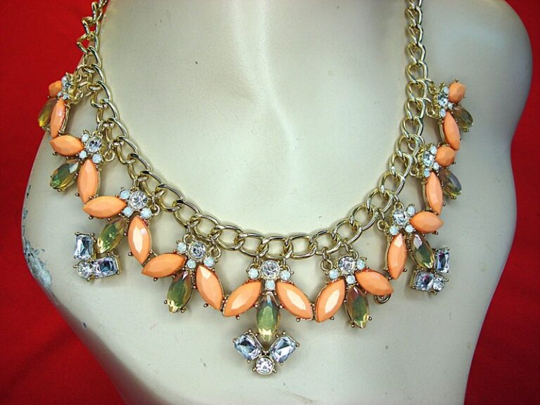 Vintage gold tone necklace with multicolored stones, adjustable 17-20 inches