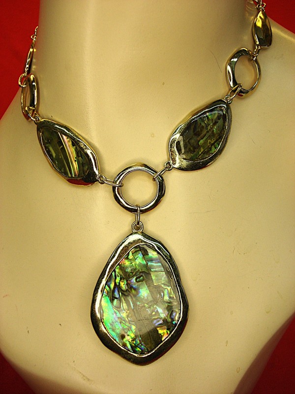 Vintage gold tone necklace with imitation abalone, adjustable 17-20 inches
