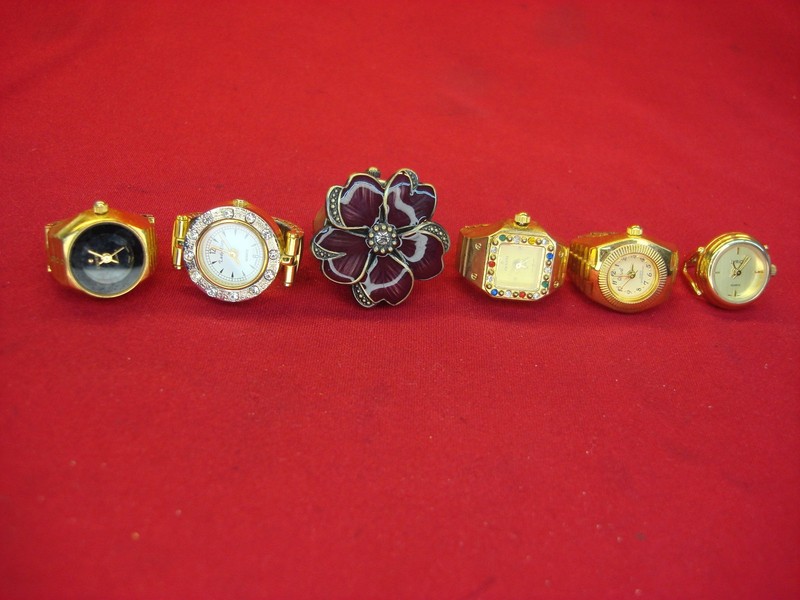 Set of 6 vintage ladies' ring watches