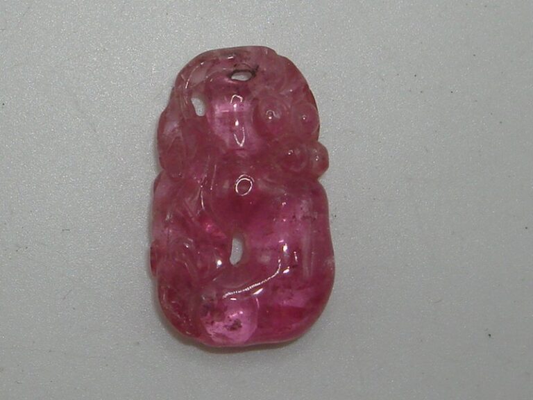Vintage Chinese hand-carved pink tourmaline pendant